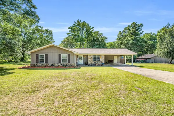 249 Ruby, Columbus, MS 39702