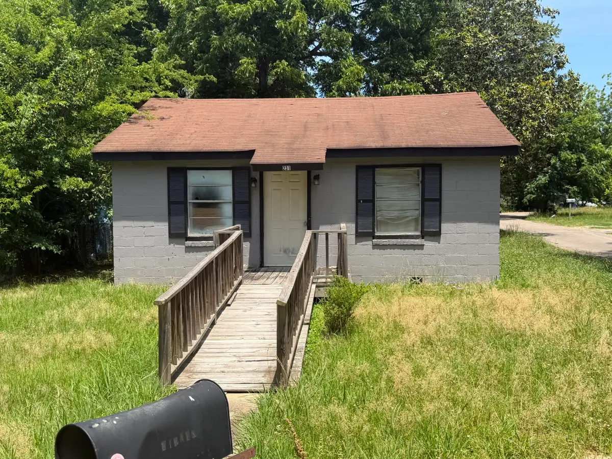 231 Byrnes, Columbus, MS 39701 - #1