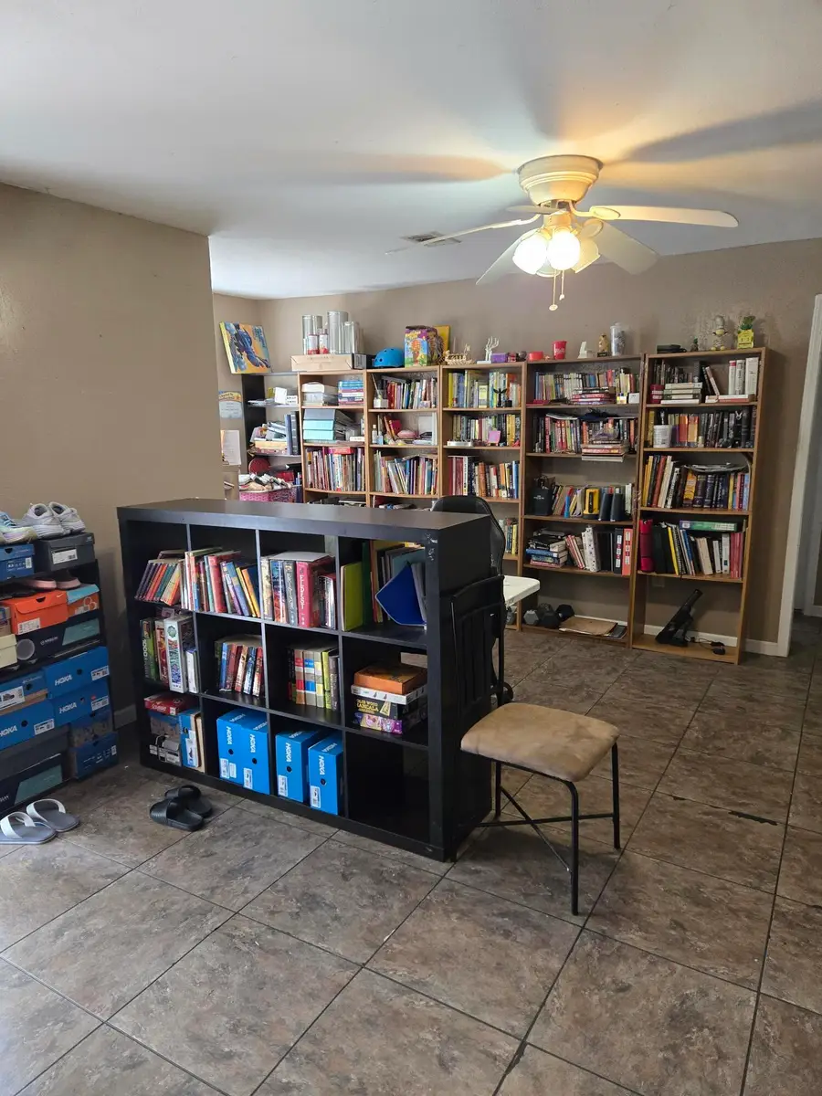 200 Lindbergh, Starkville, MS 39759 - #3