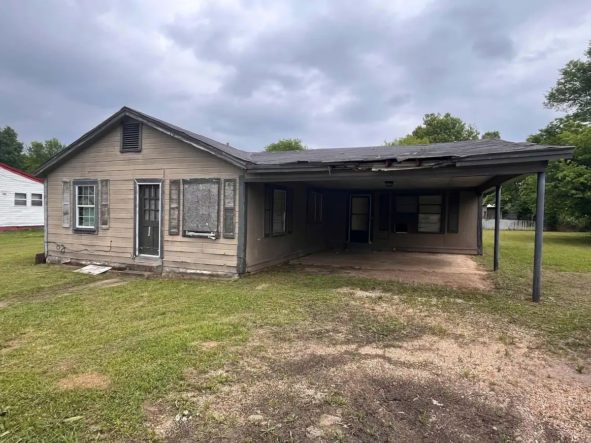 1012 Moss, Columbus, MS 39701 - #1