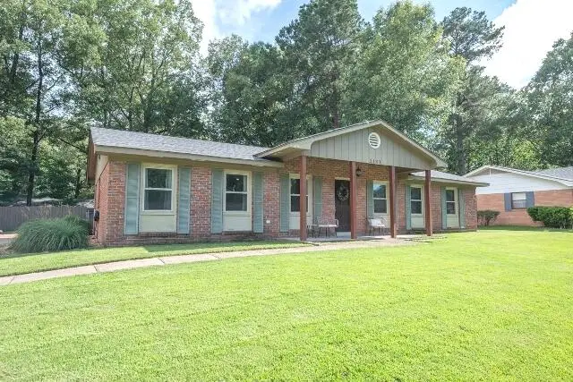 2101 Douglas Mcarthur, Starkville, MS 39759 - #2