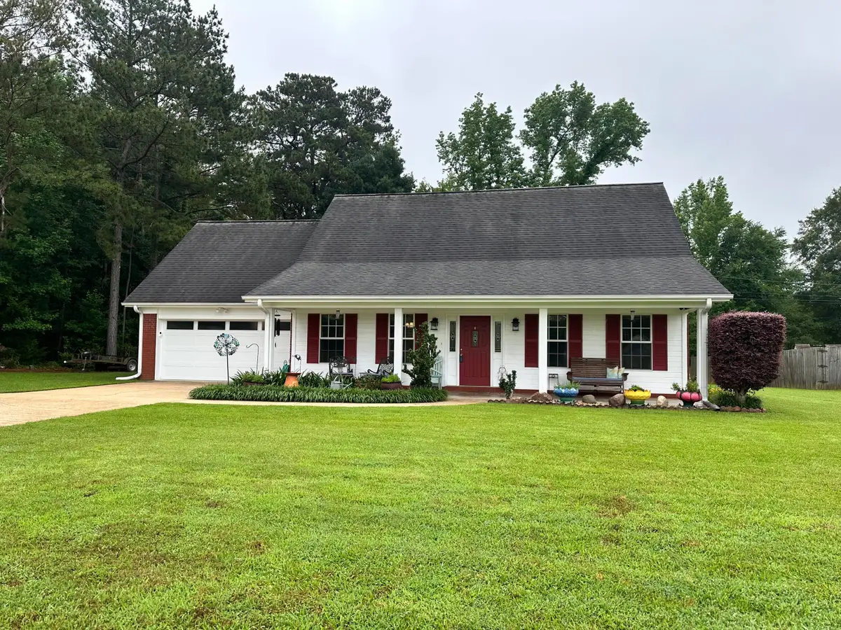 928 N Wolfe, Caledonia, MS 39740 - #1