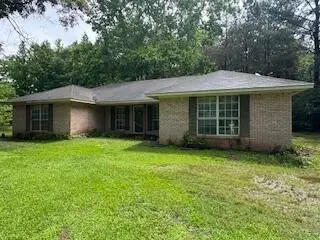 1724 Longview-adaton, Starkville, MS 39759