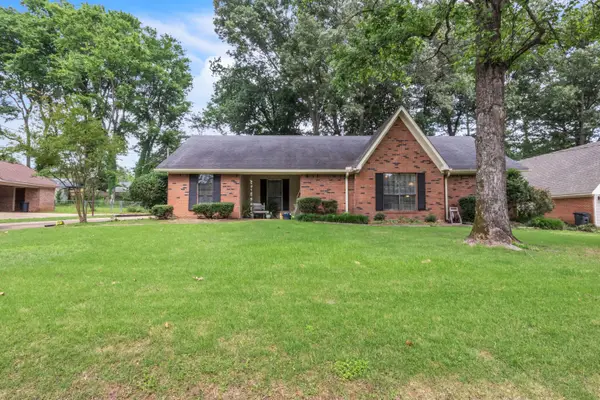 108 Kirkside, Starkville, MS 39759