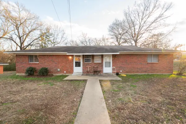 329/331 Santa Anita Dr., Starkville, MS 39759