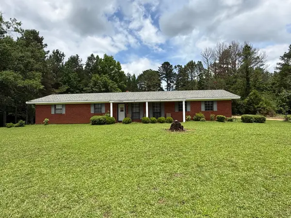 5207 Brooksville, Louisville, MS 39339