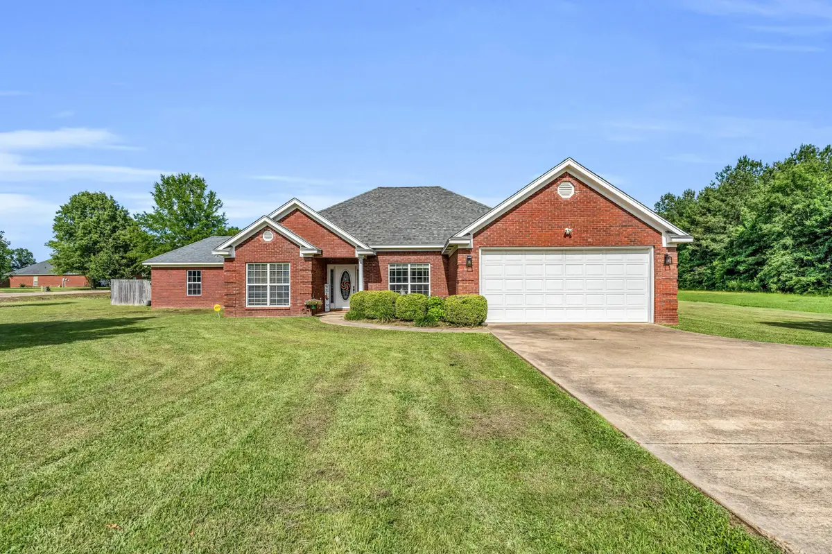 2088 Wolfe, Columbus, MS 39705 - #1