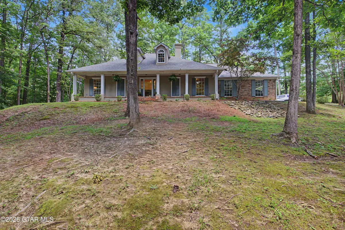 81 E Timberlake, Columbus, MS 39705 - #1
