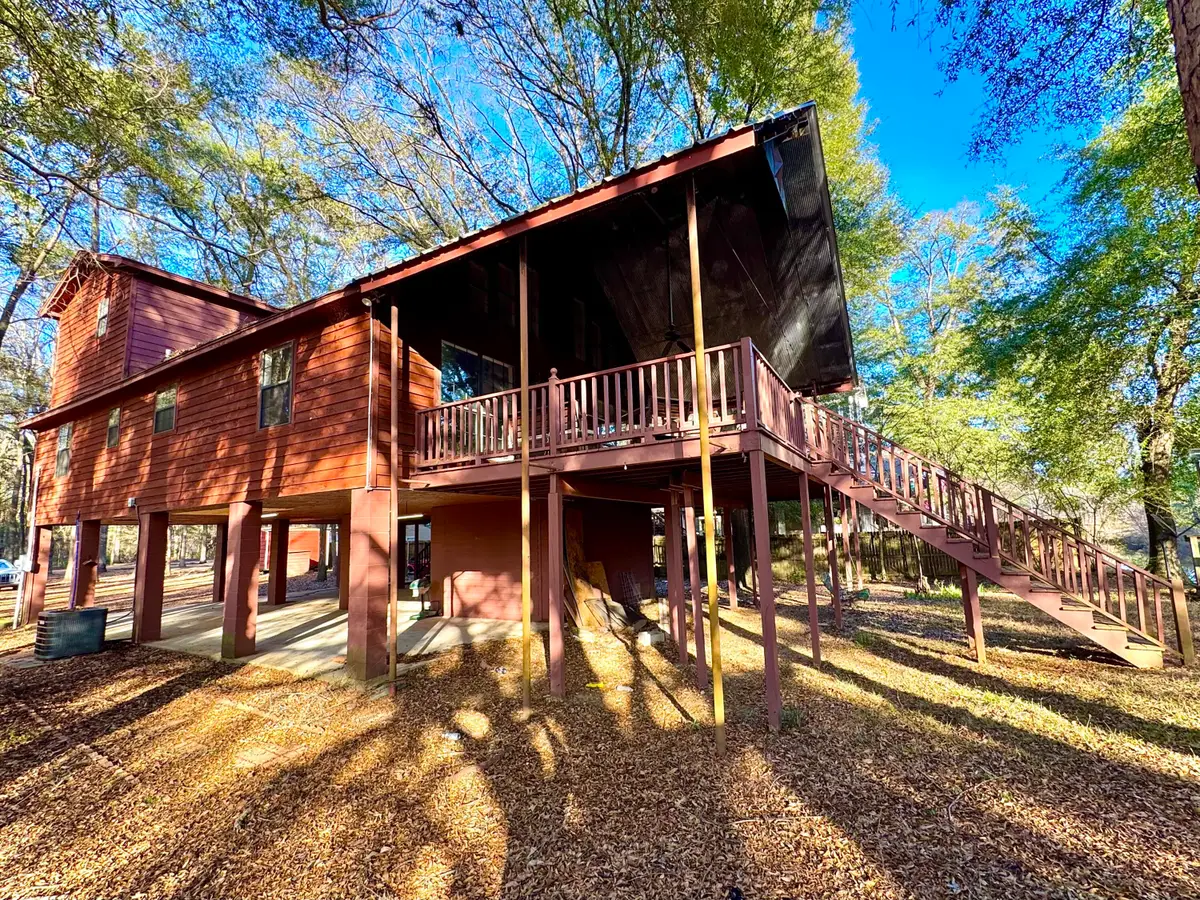 774 River Oaks Drive, West Point, MS 39773 - Image #1