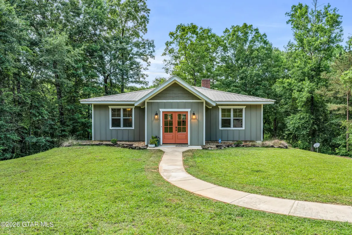 390 Pennington Lake, Columbus, MS 39705 - #1