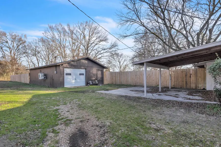 200 N Tva Rd N, West Point, MS 39773 - Image #2