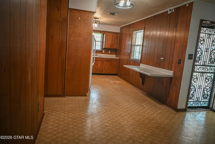 2415 N 21st, Columbus, MS 39701 - #3