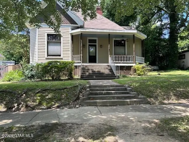 616 3rd, Columbus, MS 39701 - #1