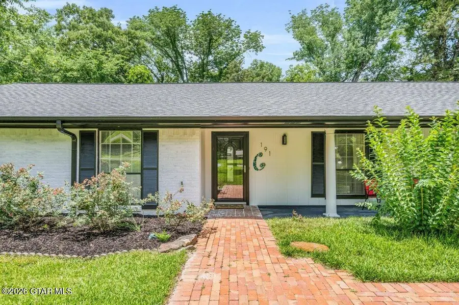 191 Cambridge, Starkville, MS 39759 - #2