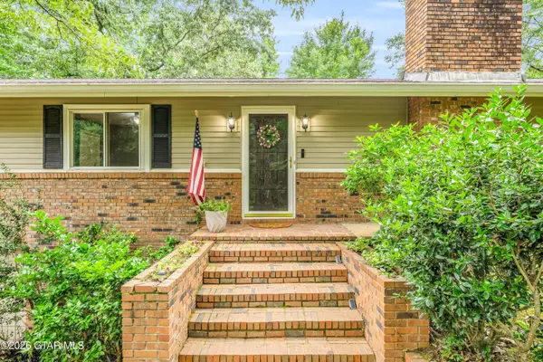 122 Davis Woods, Columbus, MS 39705