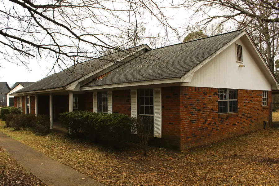 320 Curtis Road, Columbus, MS 39702 - Image #2