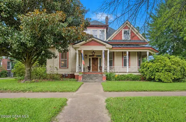 1017 College, Columbus, MS 39701