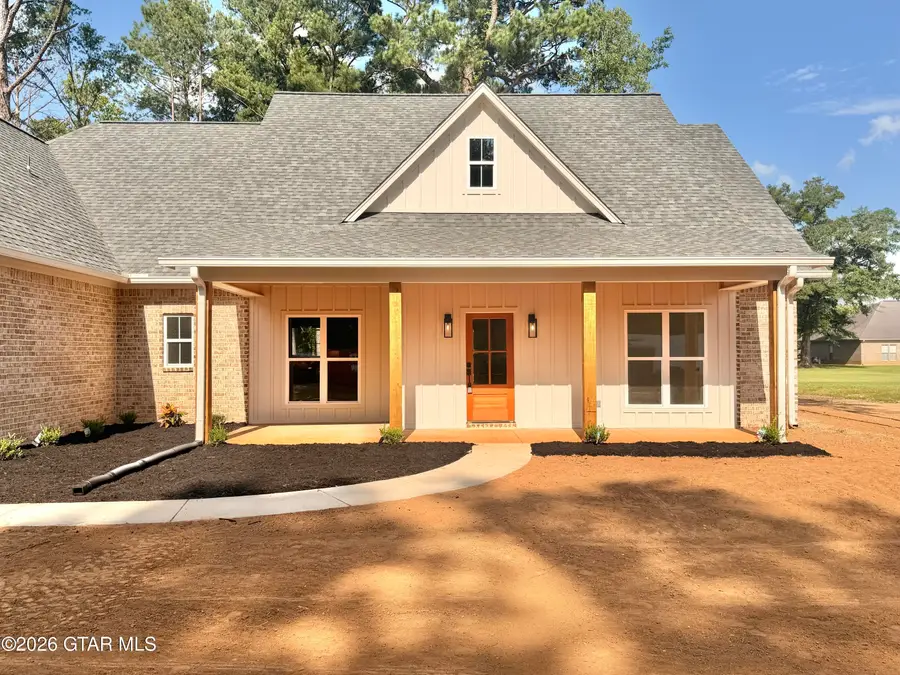 204 Meadowview, Columbus, MS 39702 - #2