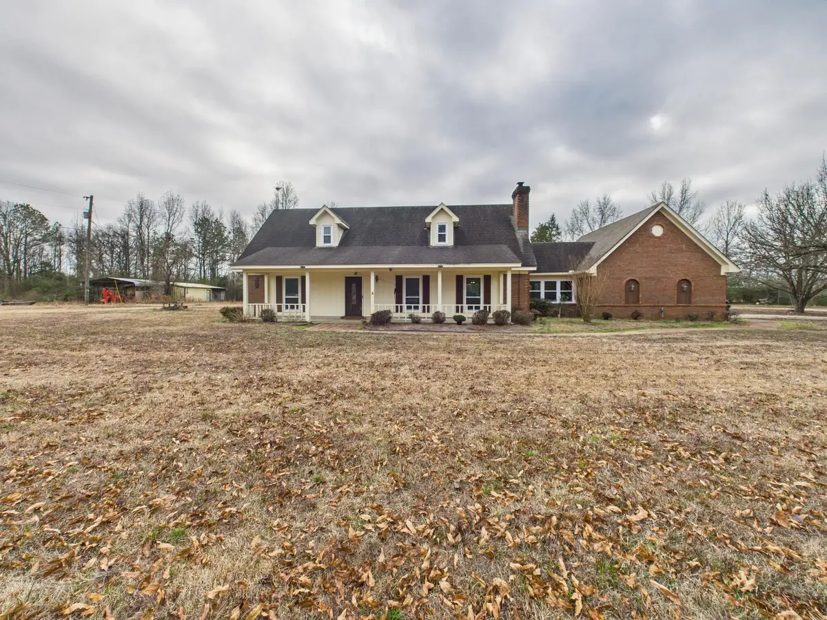 1553 Hildreth Rd, Columbus, MS 39702 - Image #1