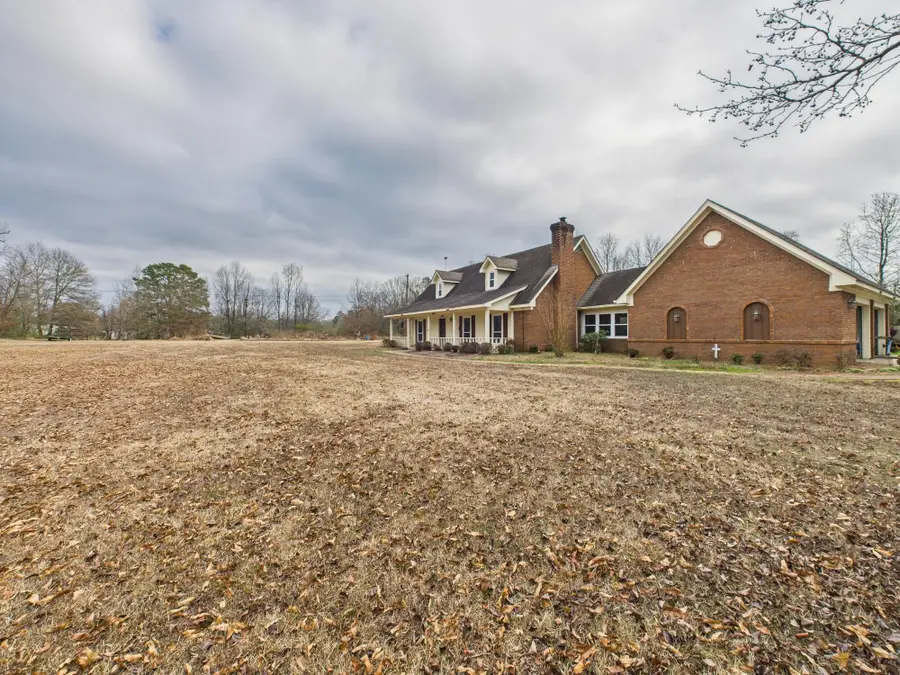 1553 Hildreth Rd, Columbus, MS 39702 - Image #3