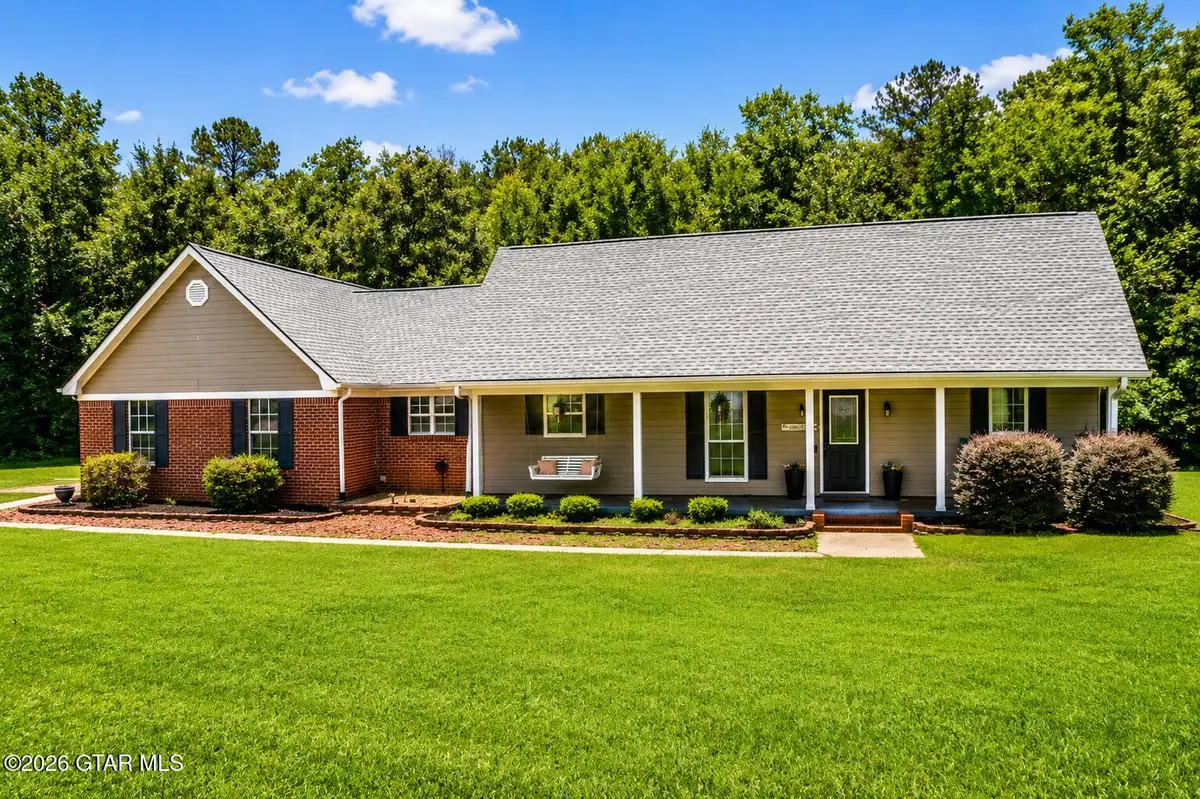 84 Bowling Green, Columbus, MS 39702 - #1