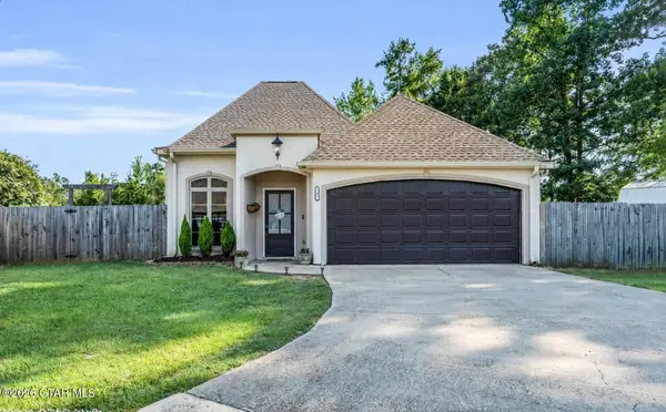 59 Regent, Columbus, MS 39705