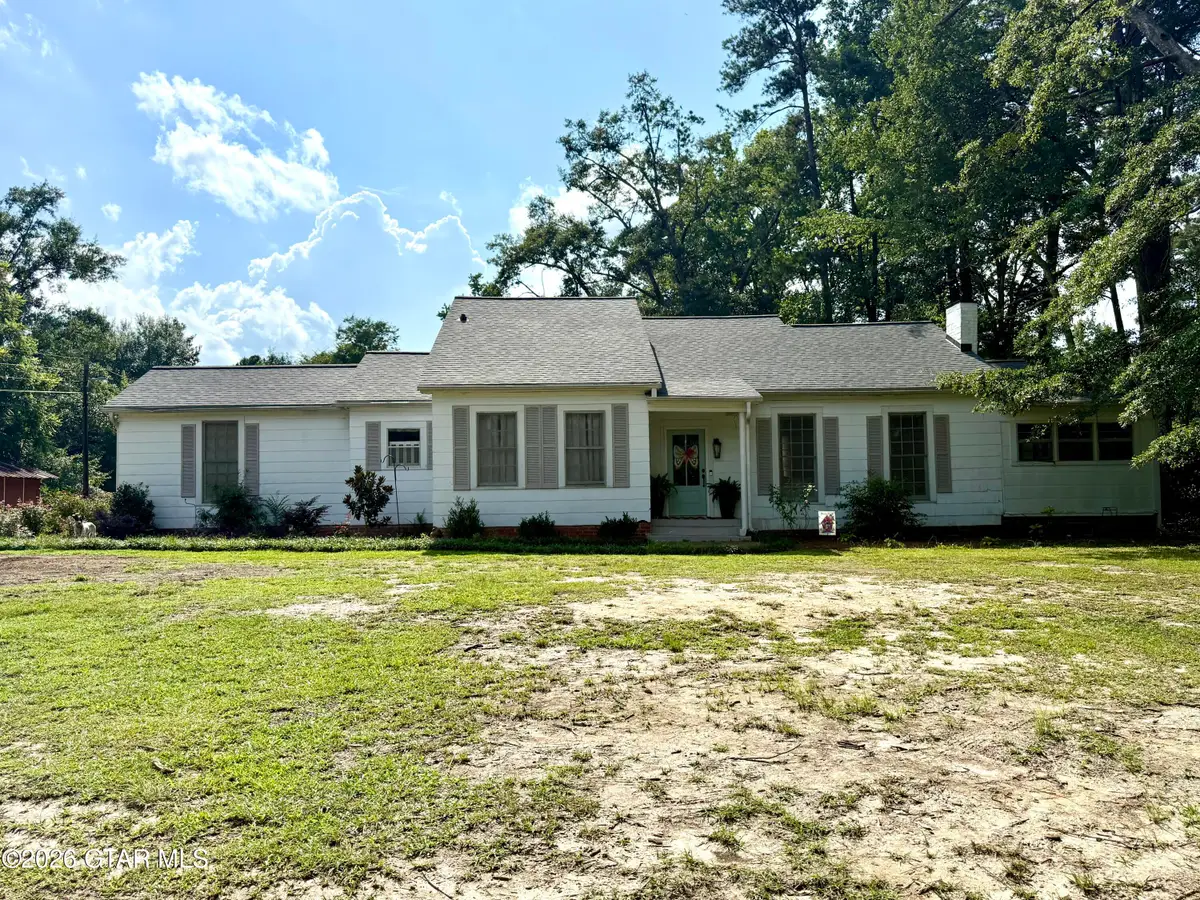 1975 Estes, Louisville, MS 39339 - #1