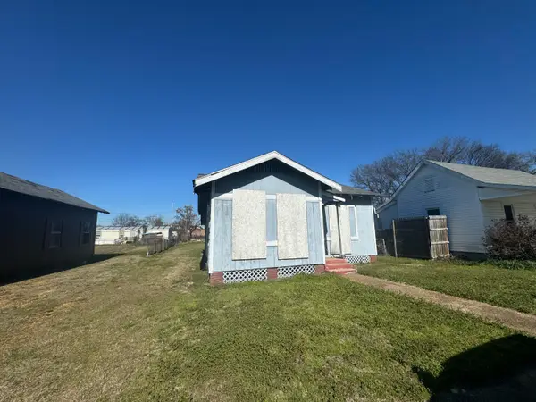 1611 4th Ave, Columbus, MS 39701