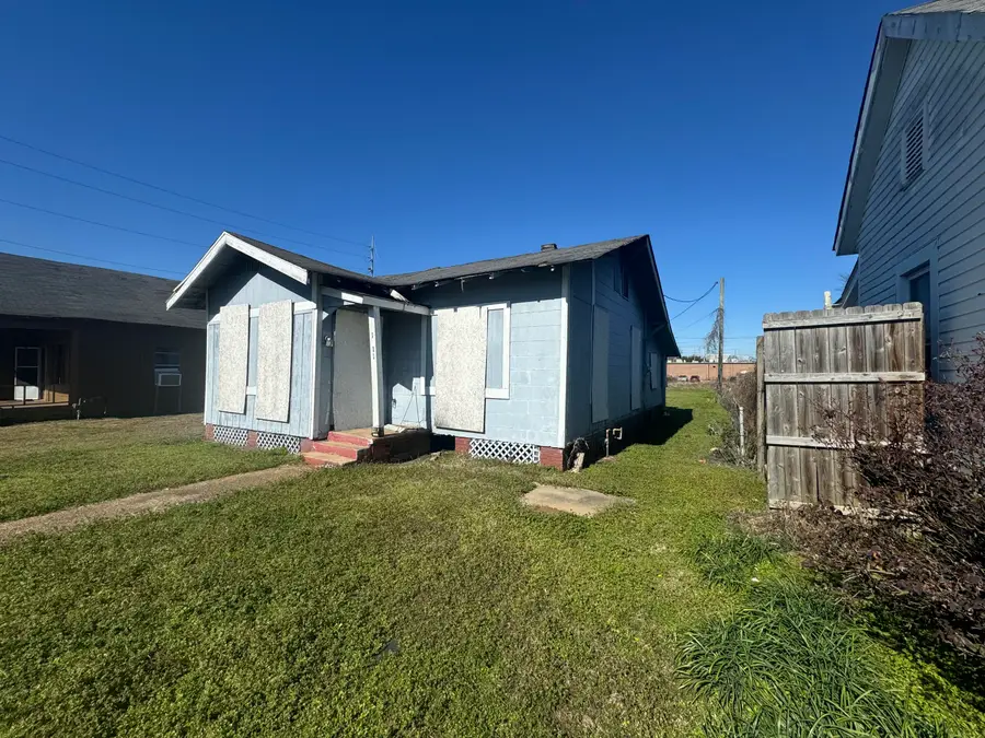 1611 4th Ave, Columbus, MS 39701 - Image #2