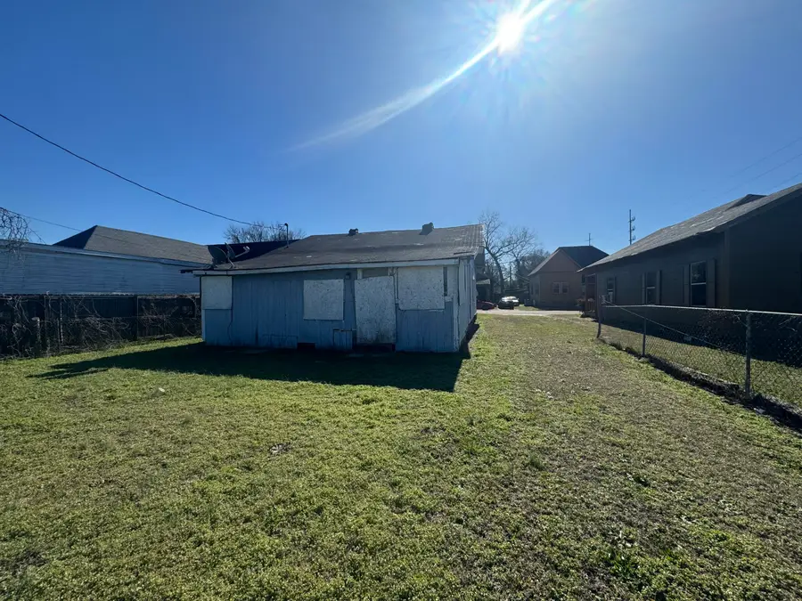 1611 4th Ave, Columbus, MS 39701 - Image #3