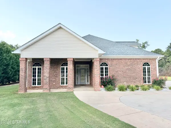 2203 Lake Lowndes, Columbus, MS 39702