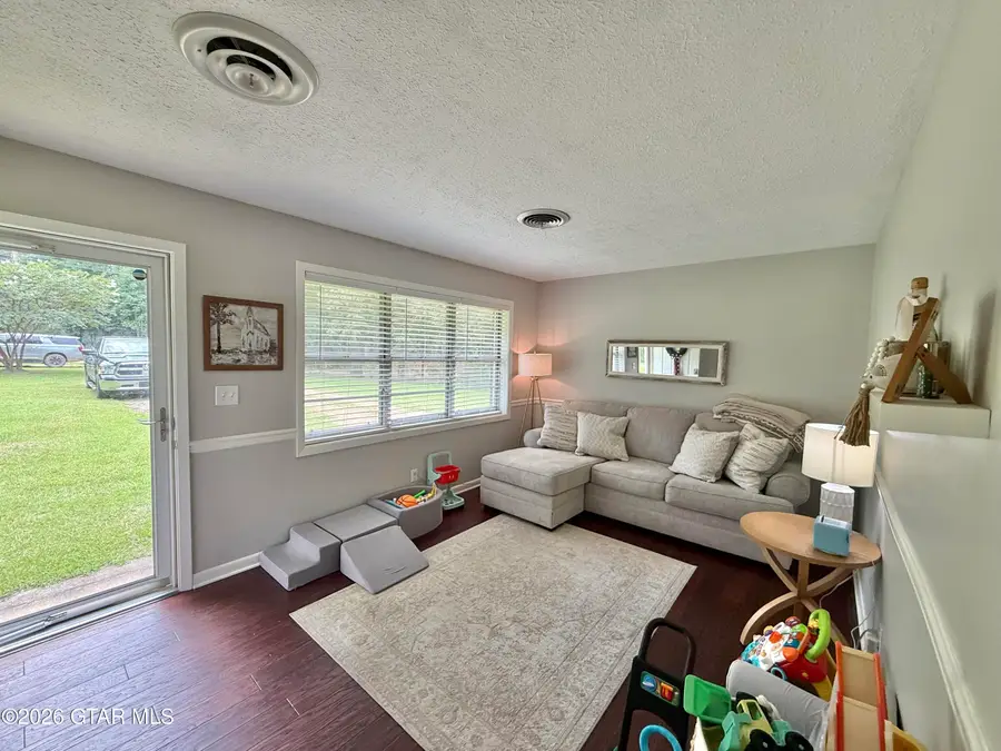 84 Christopher, Columbus, MS 39705 - #2