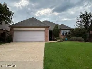 113 Dover, Starkville, MS 39759