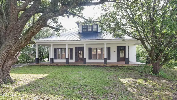 210 N Columbus, Louisville, MS 39339