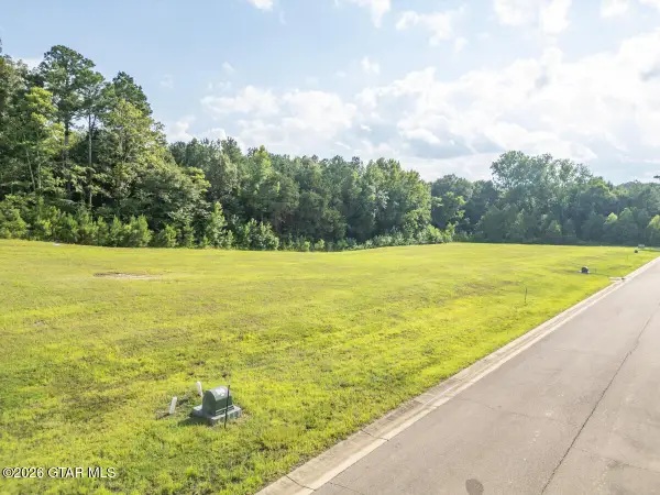 151 Huxley, Starkville, MS 39759