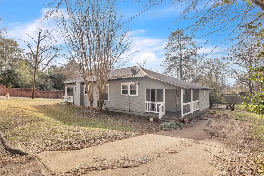 1023 12th St, Columbus, MS 39701 - Image #3