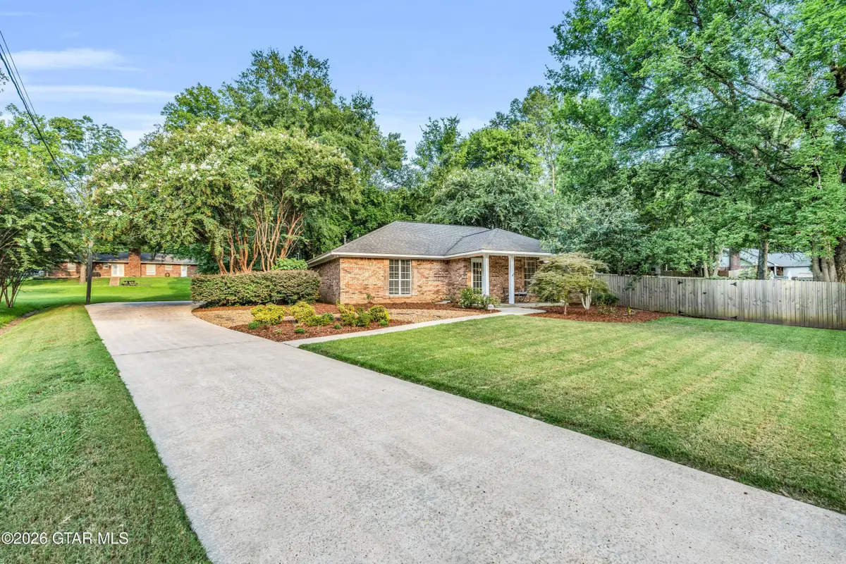 112 Shawnee, Starkville, MS 39759 - #1