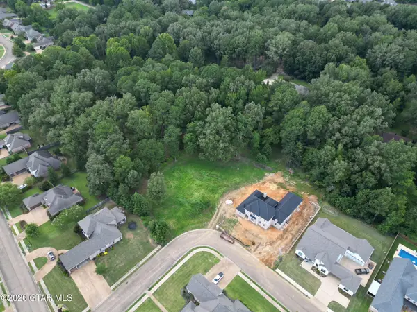 Royal Troon, Starkville, MS 39759