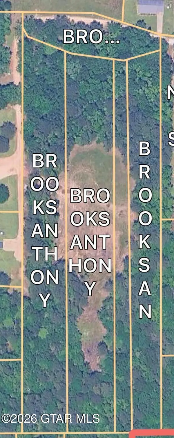 Lollar, Columbus, MS 39705