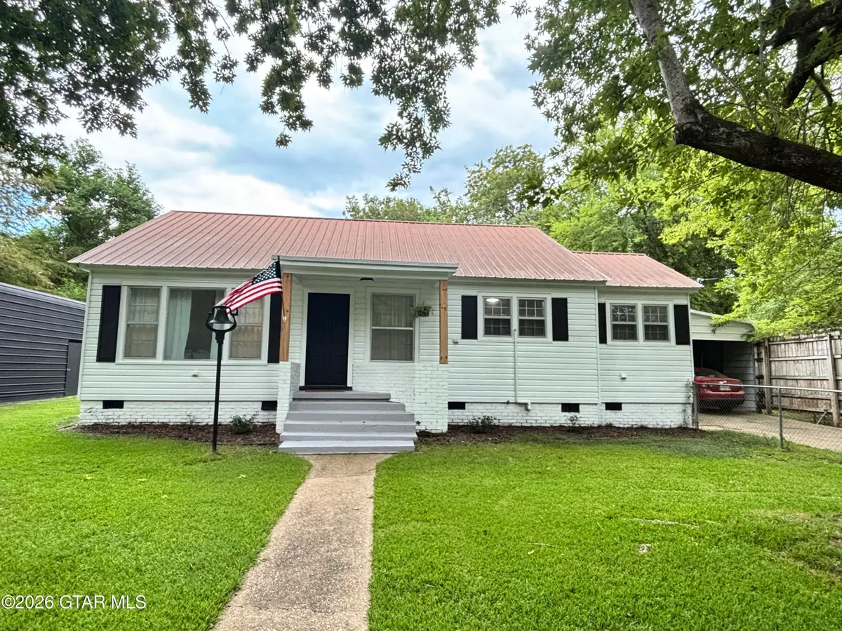 866 Washington, Macon, MS 39341 - #1
