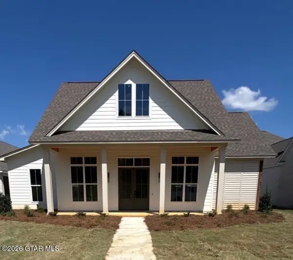 108 Huxley, Starkville, MS 39759