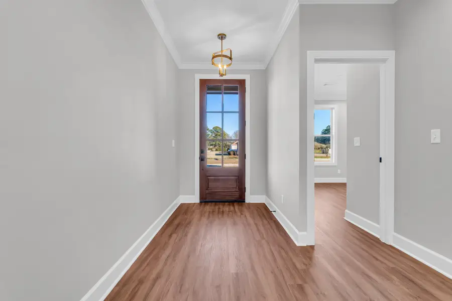 77 Annandale Dr, Columbus, MS 39702 - #3