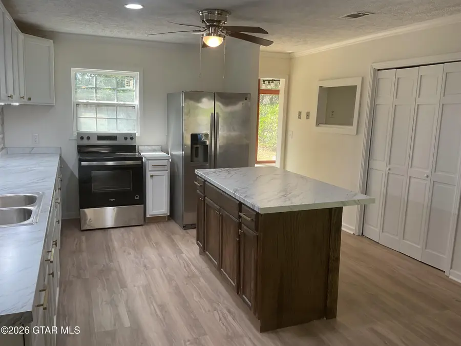 115 Maple, Columbus, MS 39702 - #3