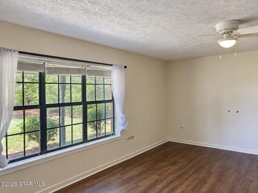 499 W Lowndes, Columbus, MS 39701 - #2