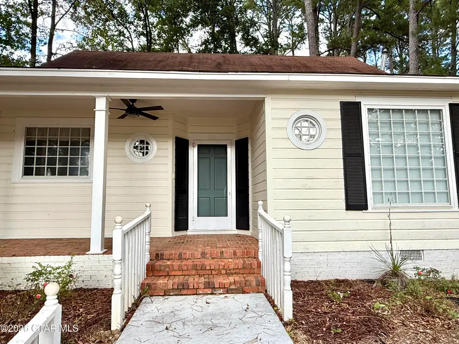 17245 E Main, Louisville, MS 39339 - #3