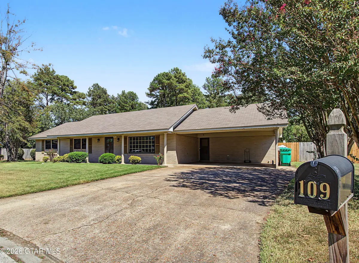 109 Eastwood, Columbus, MS 39702 - #1