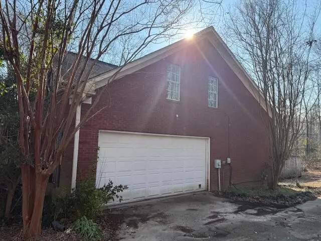 220 Woodridge Pl, Columbus, MS 39702 - #2