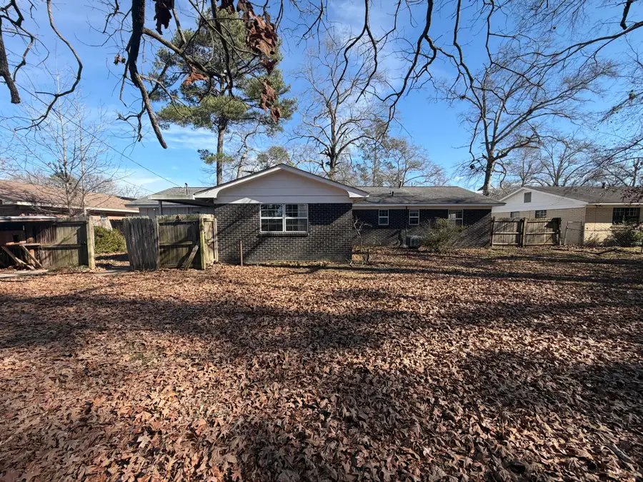 705 Emerald Dr, Columbus, MS 39702 - #2