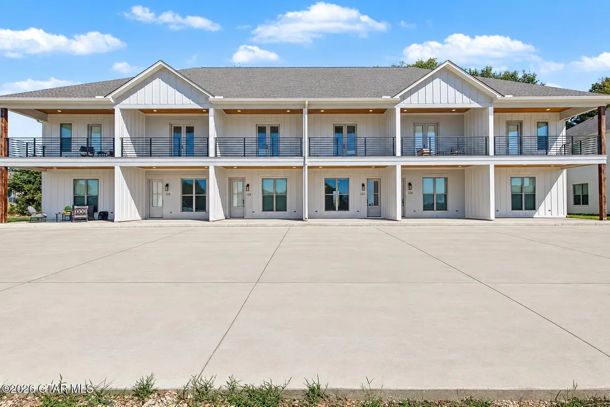 112 Breezeway, Columbus, MS 39701 - #1