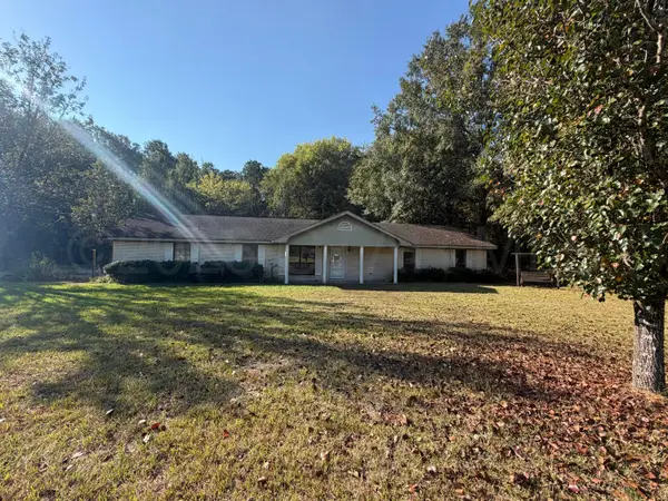 3990 Mississippi 50, Columbus, MS 39702